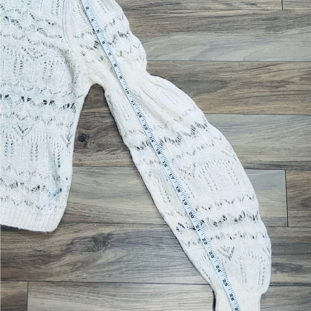 Zara Victorian light weight cream sweater - Picture 5 of 6